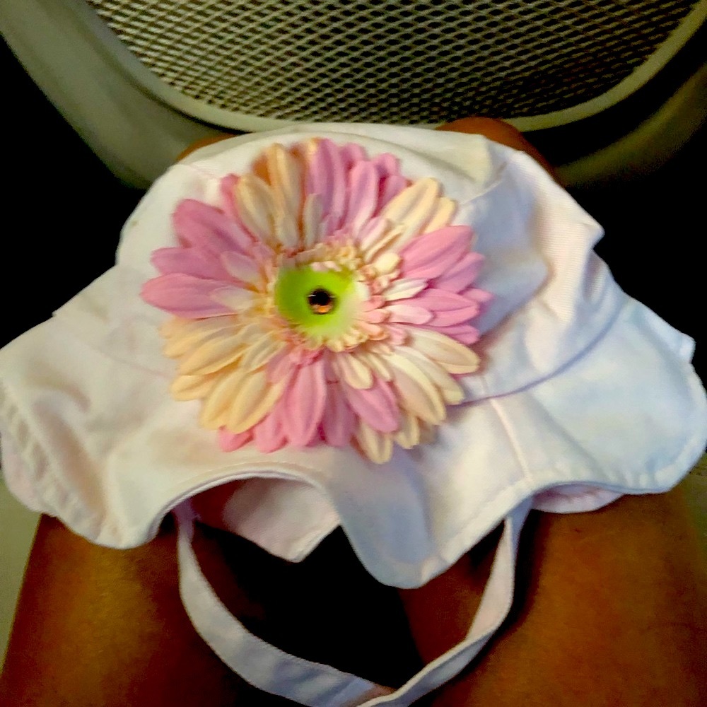 Pink summer hat. 3-12 months